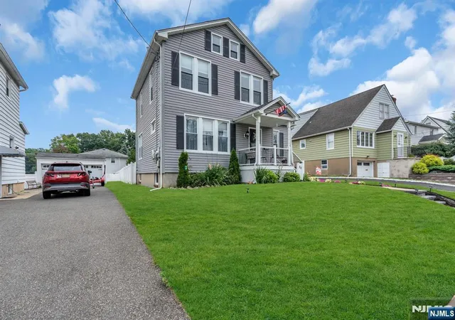 Photo 4 of Single family home for sale at 84 Fairfield Ave, West Caldwell, NJ 07006 | MLS# 26027148 | Listing updated on 2026-09-09
