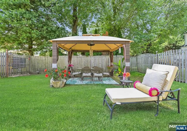 17th image of 22 Center St, Closter, NJ 07624 | MLS# 26027174