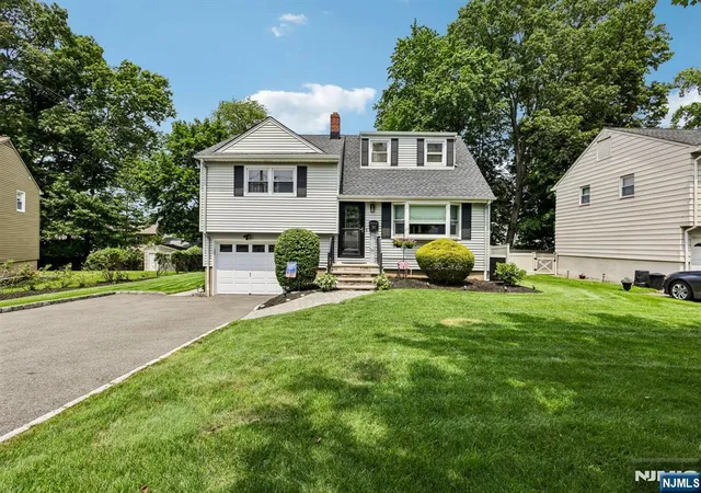 Photo 1 of Sale Pending at 26 Westland Rd, Verona, NJ 07044 | MLS# 26027178 | Listing updated on 2026-09-05