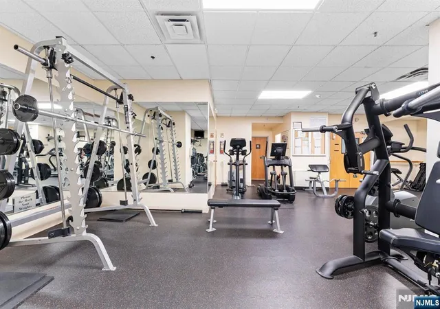 2nd image of 6040Th Blvd E, West New York, NJ 07093