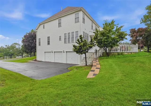 2nd image of 78 Ridge Rd, North Haledon, NJ 07508 | MLS# 26027222