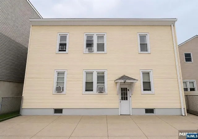 Listing Photo 4 - Condo for sale in building located at 287-289 New York Ave, Newark, NJ 07105