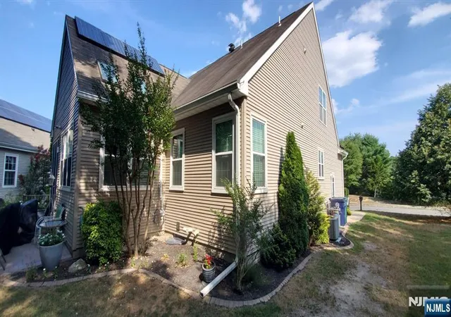 Photo 3 of Single family home for sale at 50 Daffodil Dr, Little Egg Harbor, NJ 08087 | MLS# 26027245 | Listing updated on 2026-09-20
