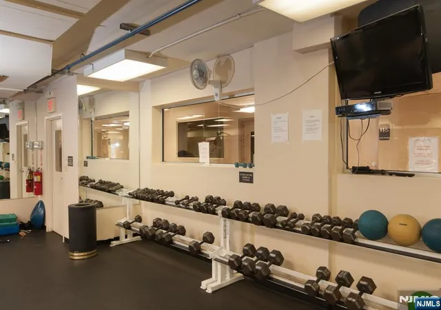 Photo 4 of House for sale at 555 North Ave #17P, Fort Lee, NJ 07024 | MLS# 26027282 | Listing updated on 2026-08-14