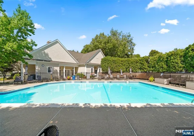 38th image of 25 Woods Edge Rd #25, Old Tappan, NJ 07675 | MLS# 26027293