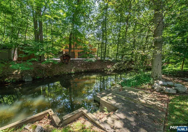 Photo 2 of Sale Pending at 171 Skyline Lake Dr, Ringwood, NJ 07456 | MLS# 26027301 | Listing updated on 2026-09-01