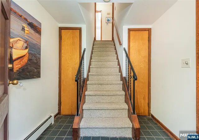 Photo 3 of Sale Pending at 171 Skyline Lake Dr, Ringwood, NJ 07456 | MLS# 26027301 | Listing updated on 2026-09-01