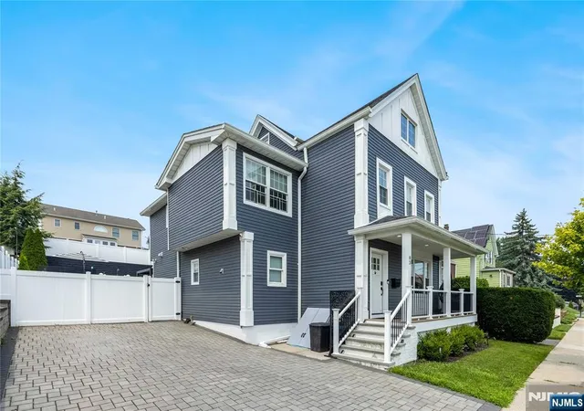 Photo 2 of Single family home for sale at 83 Columbia St, Wood Ridge, NJ 07075 | MLS# 26027302 | Listing updated on 2026-08-20