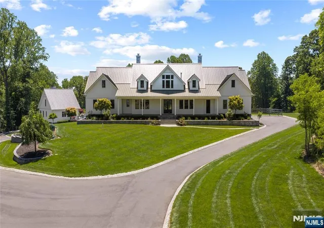 50th image of 7 Homelands Dr, Colts Neck, NJ 07722 | MLS# 26027308