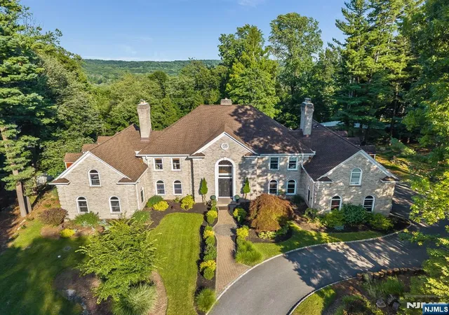 1st image of 25 Wilshire Dr, Sparta, NJ 07871 | MLS# 26027309