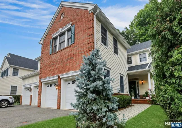 Photo 1 of Sale Pending at 709 Fieldstone Ter, Wyckoff, NJ 07481 | MLS# 26027342 | Listing updated on 2026-08-15