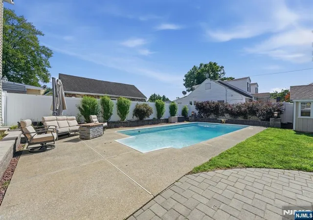 Photo 3 of Sale Pending at 930 Ramapo Ave, Pompton Lakes, NJ 07442 | MLS# 26027351 | Listing updated on 2026-08-18