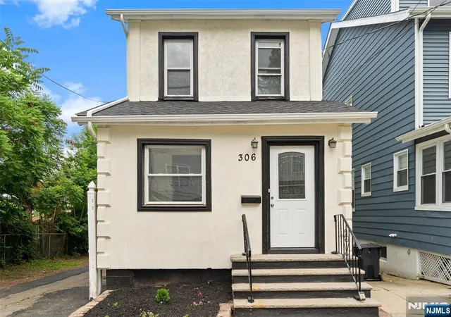 Photo 3 of Sale Pending at 306 308 Smith St, Newark, NJ 07106 | MLS# 26027354 | Listing updated on 2026-08-13