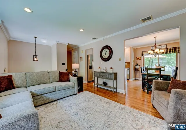 5th image of 102 Tomahawk Trl, Sparta, NJ 07871 | MLS# 26027366