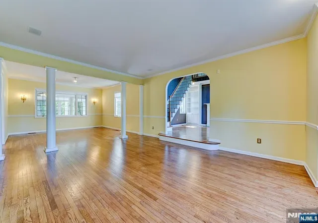5th image of 5 Meadow Ct, Montville Township, NJ 07045 | MLS# 26027372