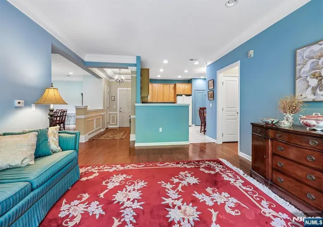 Listing Photo 5 - Condo for sale in building located at 7111 Warrens Wy, Wanaque, NJ 07465