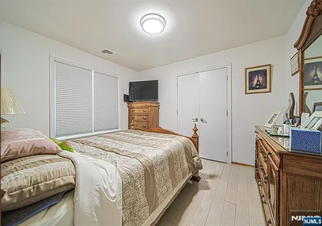 40th image of 419 Stillwell #B, Fort Lee, NJ 07024 | MLS# 26027409