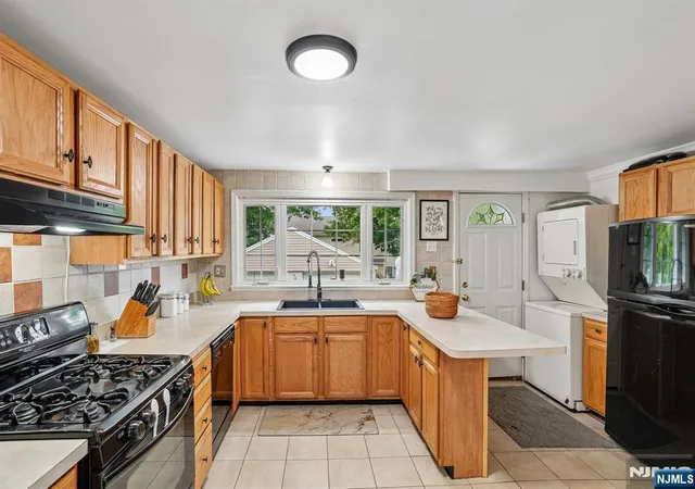 Listing Photo 5 - Condo for sale in building located at 22 1st St, North Arlington, NJ 07031