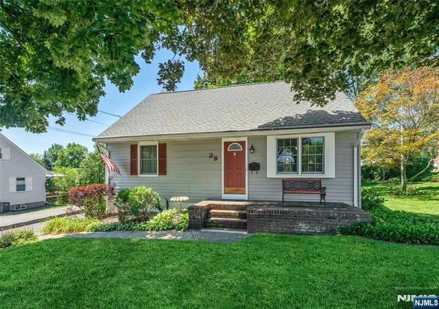 2nd image of 29 Gian Rd, Wayne, NJ 07470 | MLS# 26027453