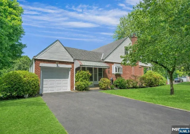 Single family home for sale at 389 Bergen Blvd, Oradell, NJ 07649 | MLS# 26027456