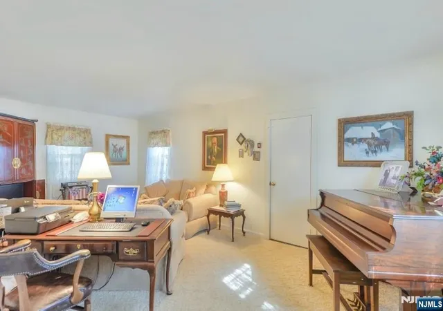 4th image of 899 Green Pond Rd, Rockaway, NJ 07866 | MLS# 26027458