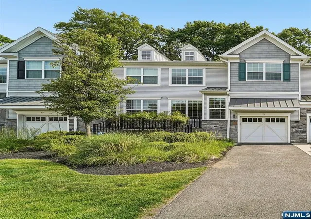 Photo 1 of Sale Pending at 24 Pineview Dr, Waldwick, NJ 07463 | MLS# 26027469 | Listing updated on 2026-08-12