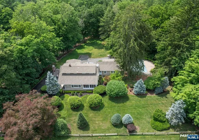 Photo 1 of Sale Pending at 249 E Saddle River Rd, Saddle River, NJ 07458 | MLS# 26027500 | Listing updated on 2026-08-17