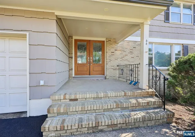 4th image of 44 Leonhard Dr, Haledon, NJ 07508 | MLS# 26027506
