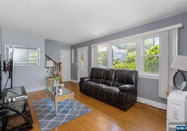 Photo 3 of Sale Pending at 520 Washington Ave, Dumont, NJ 07628 | MLS# 26027511 | Listing updated on 2026-08-28