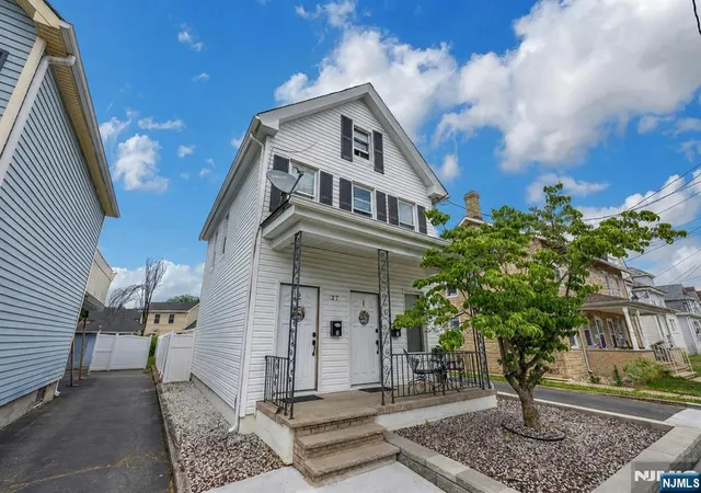 Photo 2 of Sale Pending at 27 Thomas St, South River, NJ 08882 | MLS# 26027513 | Listing updated on 2026-09-22