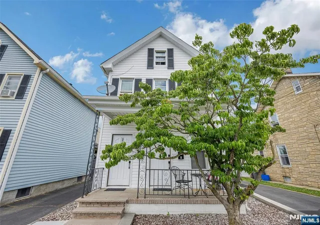 Photo 3 of Sale Pending at 27 Thomas St, South River, NJ 08882 | MLS# 26027513 | Listing updated on 2026-09-22
