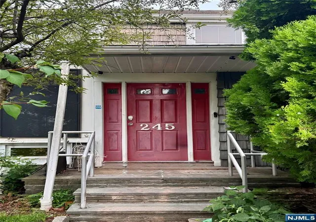 Photo 3 of Sale Pending at 269 Lasalle Ave, Hasbrouck Heights, NJ 07604 | MLS# 26027517 | Listing updated on 2026-08-19