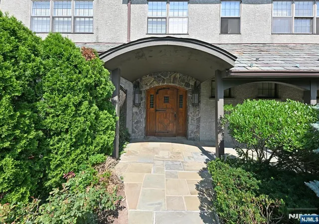 1st image of 140 Bellair Rd #Q, Ridgewood, NJ 07450 | MLS# 26027521