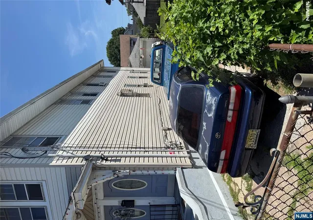 Photo 3 of Sale Pending at 509 511 31st Street, Paterson, NJ 07504 | MLS# 26027525 | Listing updated on 2026-09-15