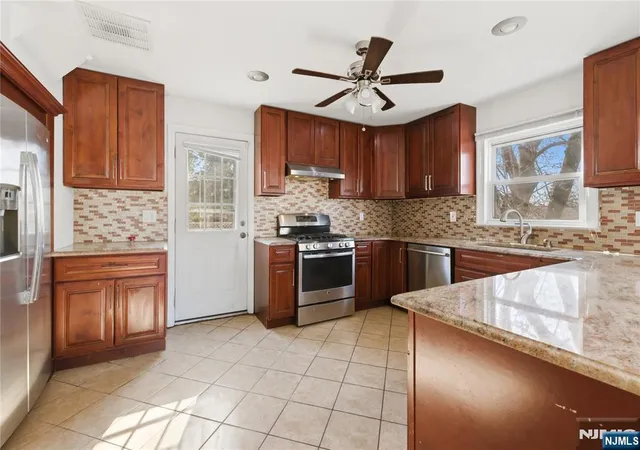 Photo 3 of Single family home for sale at 88 Columbus Ave, Belleville, NJ 07109 | MLS# 26027536 | Listing updated on 2026-08-23