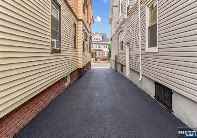 Photo 3 of Sale Pending at 111 113 Huntington Ter, Newark, NJ 07112 | MLS# 26027544 | Listing updated on 2026-08-10