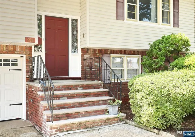 2nd image of 294 Kastler Ct, New Milford, NJ 07646 | MLS# 26027546