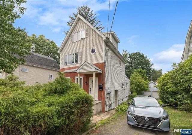 Photo 3 of Multi family home for sale at 715 5th St 5th St, Lyndhurst, NJ 07071 | MLS# 26027559 | Listing updated on 2026-10-06