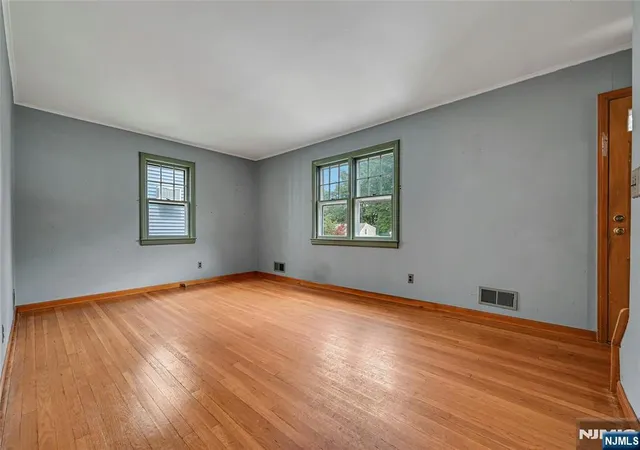 Photo 3 of Sale Pending at 725 Millbrook Rd, River Edge, NJ 07661 | MLS# 26027563 | Listing updated on 2026-09-16