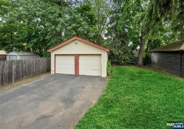 33rd image of 35 Park Ave, Dumont, NJ 07628 | MLS# 26027570