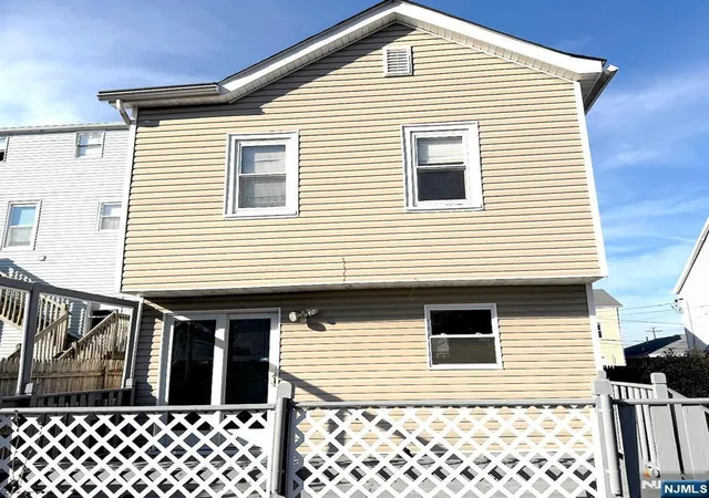 3rd image of 109 John St, South Amboy, NJ 08879 | MLS# 26027574