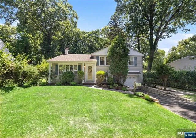 2nd image of 85 Page Dr, Oakland, NJ 07436 | MLS# 26027576