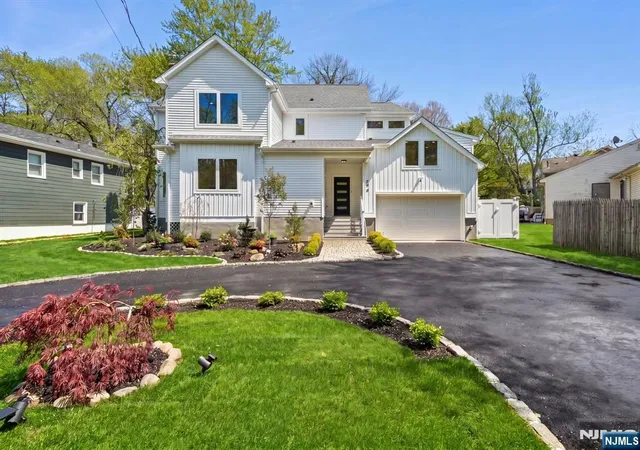 Photo 1 of Single family home for sale at 596 White Oak Ridge Rd, Millburn, NJ 07078 | MLS# 26027577 | Listing updated on 2026-09-13