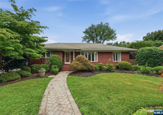 50th image of 249 River Dr, Elmwood Park, NJ 07407 | MLS# 26027603