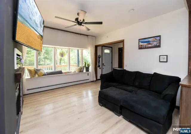 Photo 4 of Single family home for sale at 30 Henderson St, Oxford, NJ 07863 | MLS# 26027606 | Listing updated on 2026-08-08