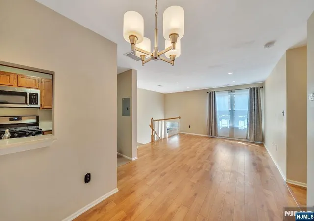 Photo 4 of Sale Pending at 1041 Cumberland Ct, Mahwah, NJ 07430 | MLS# 26027613 | Listing updated on 2026-08-19
