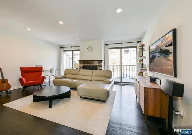 Photo 3 of Sale Pending at 1537 John St #7, Fort Lee, NJ 07024 | MLS# 26027628 | Listing updated on 2026-08-18