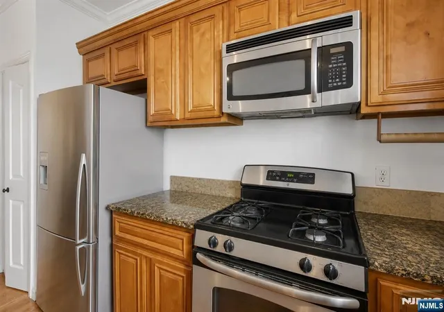 Listing Photo 5 - Condo for sale in building located at 528 52Nd St, West New York, NJ 07093 - Unit #201