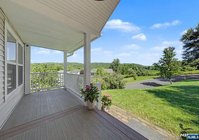 5th image of 4 Michael Ct, Hamburg, NJ 07419 | MLS# 26027678