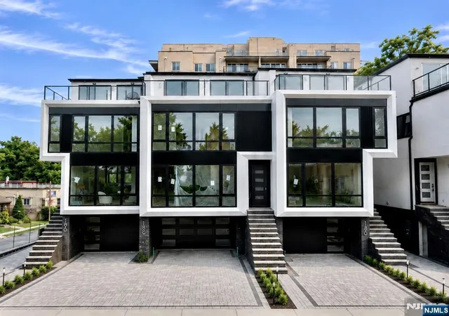 1st image of 190 Prospect St, Fort Lee, NJ 07024 | MLS# 26027720